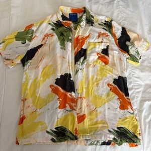Urban outfitters Abstract men’s Short Sleeve button down Shirt